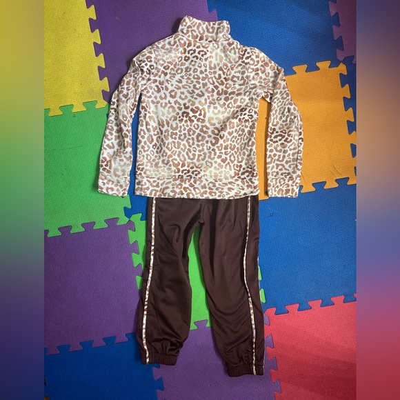 Toddler sportswear used - Picture 4 of 4